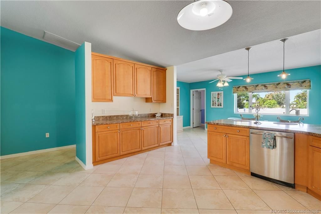 5439 SE Horseshoe Point Road, Stuart, FL 34997 Photo