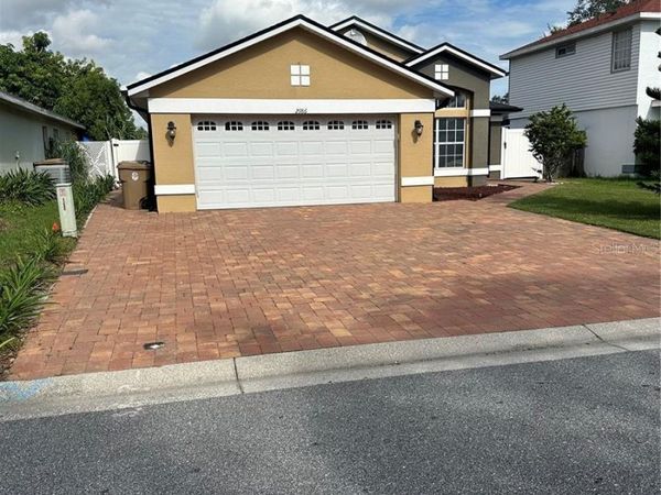 2986 STILLWATER DRIVE, KISSIMMEE, FL 34743