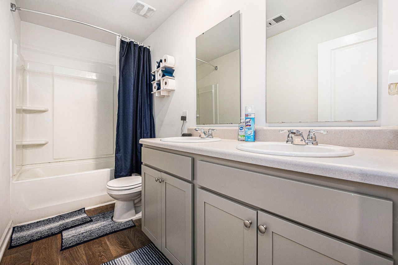 192 Rosefield Court Photo 18