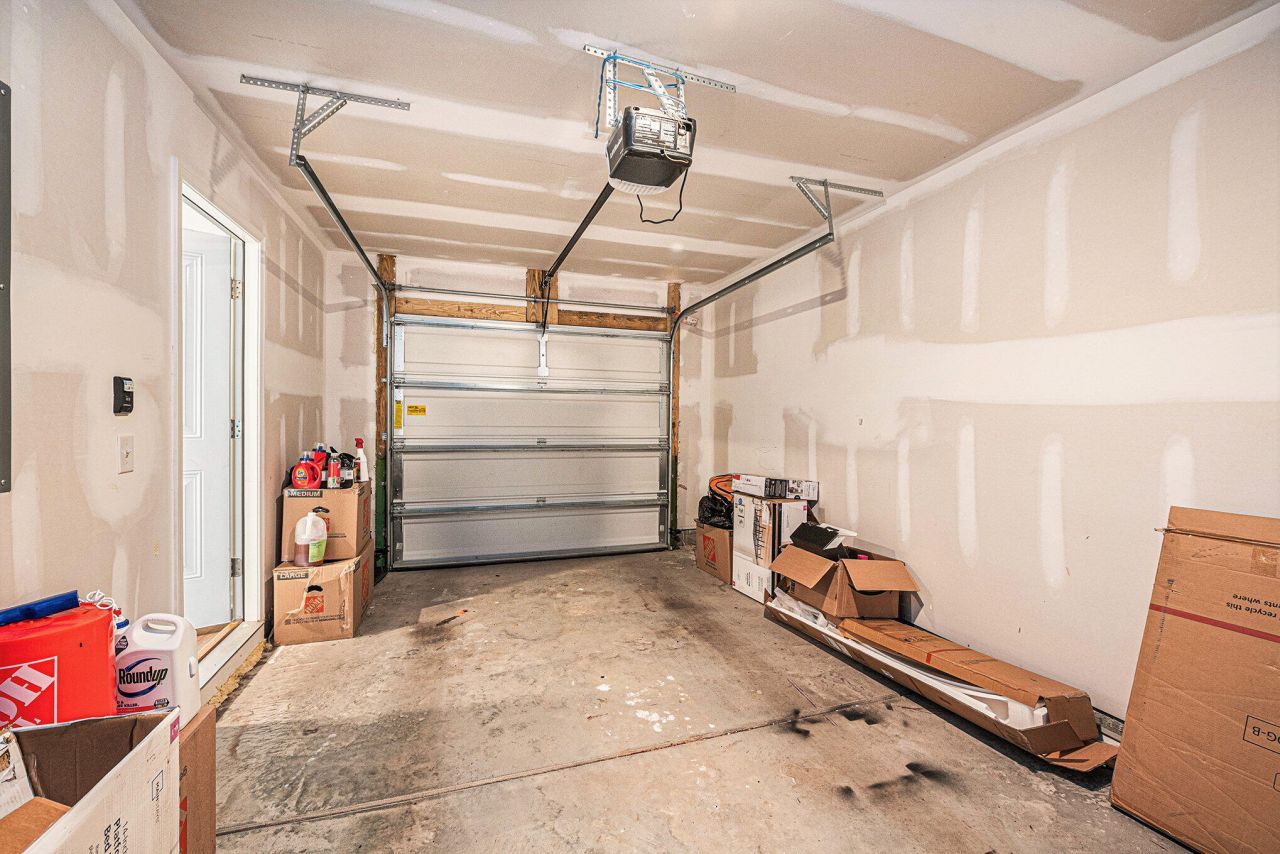 192 Rosefield Court Photo 20