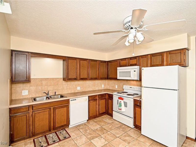 1392-1394 Koons Road, North Canton, OH 44720 Photo 27