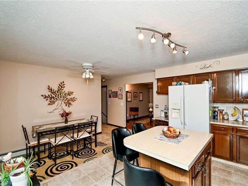 1392-1394 Koons Road, North Canton, OH 44720 Photo 4