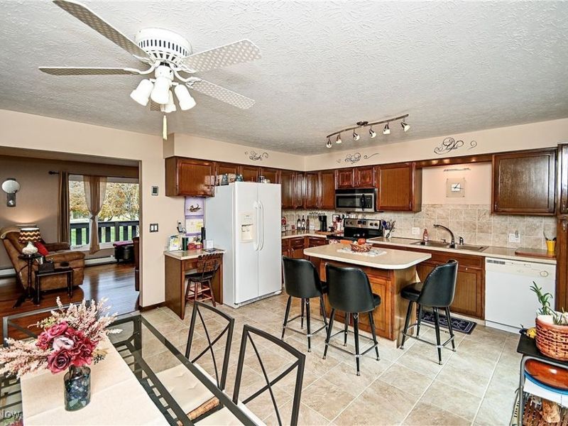 1392-1394 Koons Road, North Canton, OH 44720 Photo 6