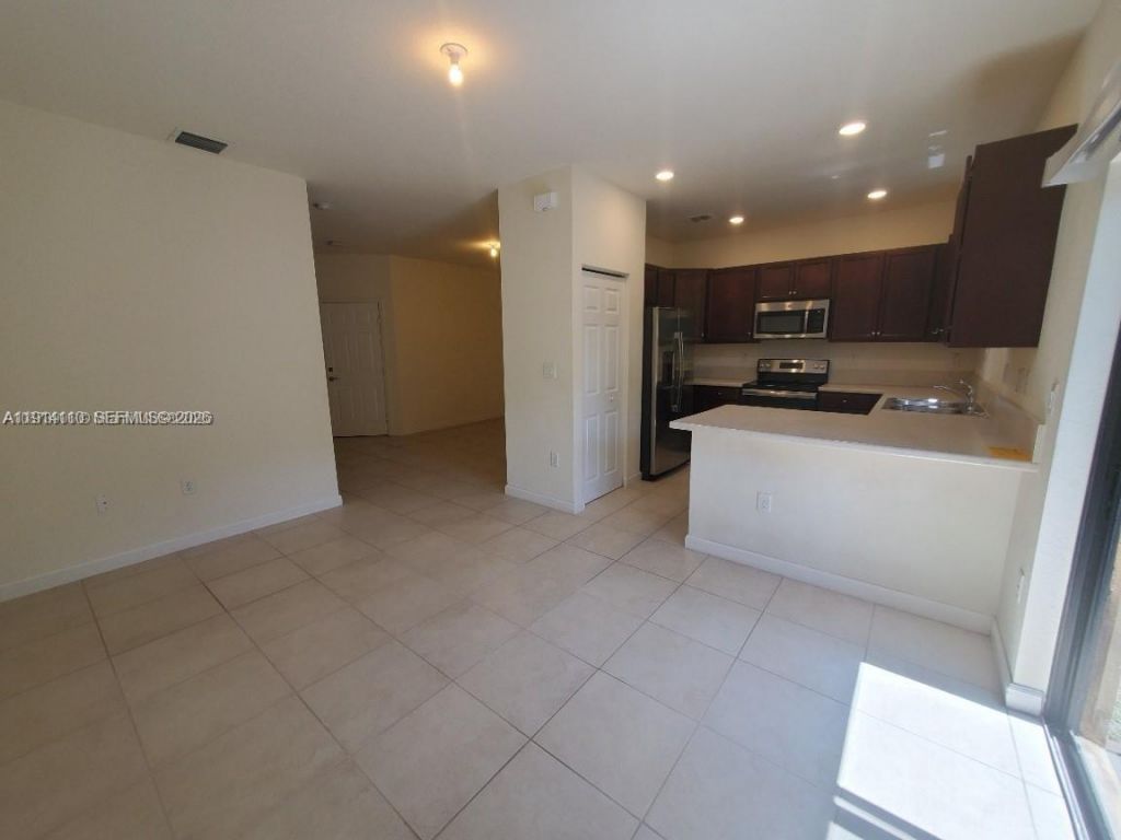 110 SE 33rd Ter, Homestead, FL 33033 Photo