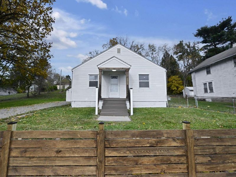 468 Garfield Avenue, Newark, OH 43055 Photo 2