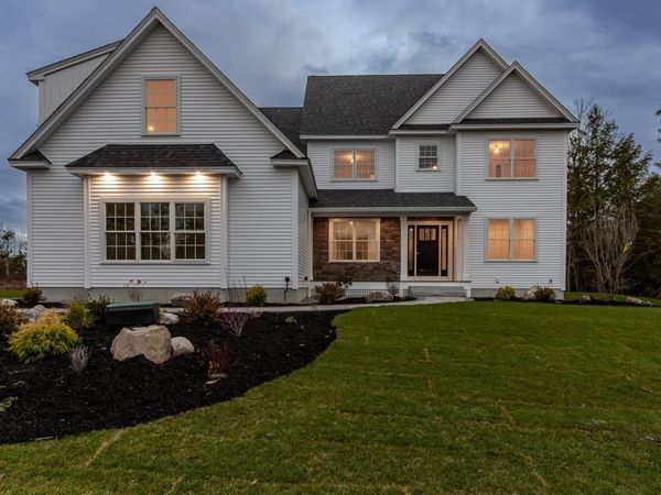 42 Westover Lane, Bow, NH 03304