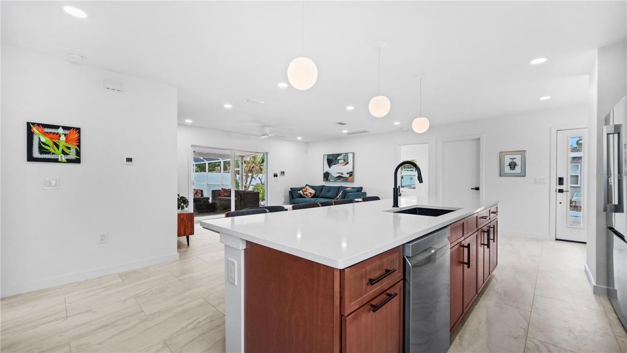 160 Harrison Drive, Unit 7, Sarasota, FL 34236 Photo