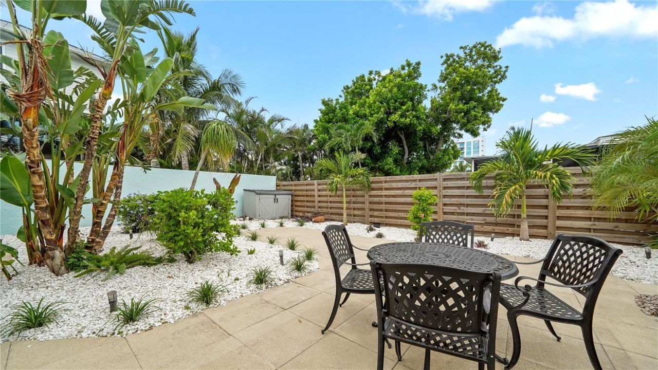 160 Harrison Drive, Unit 7, Sarasota, FL 34236 Photo