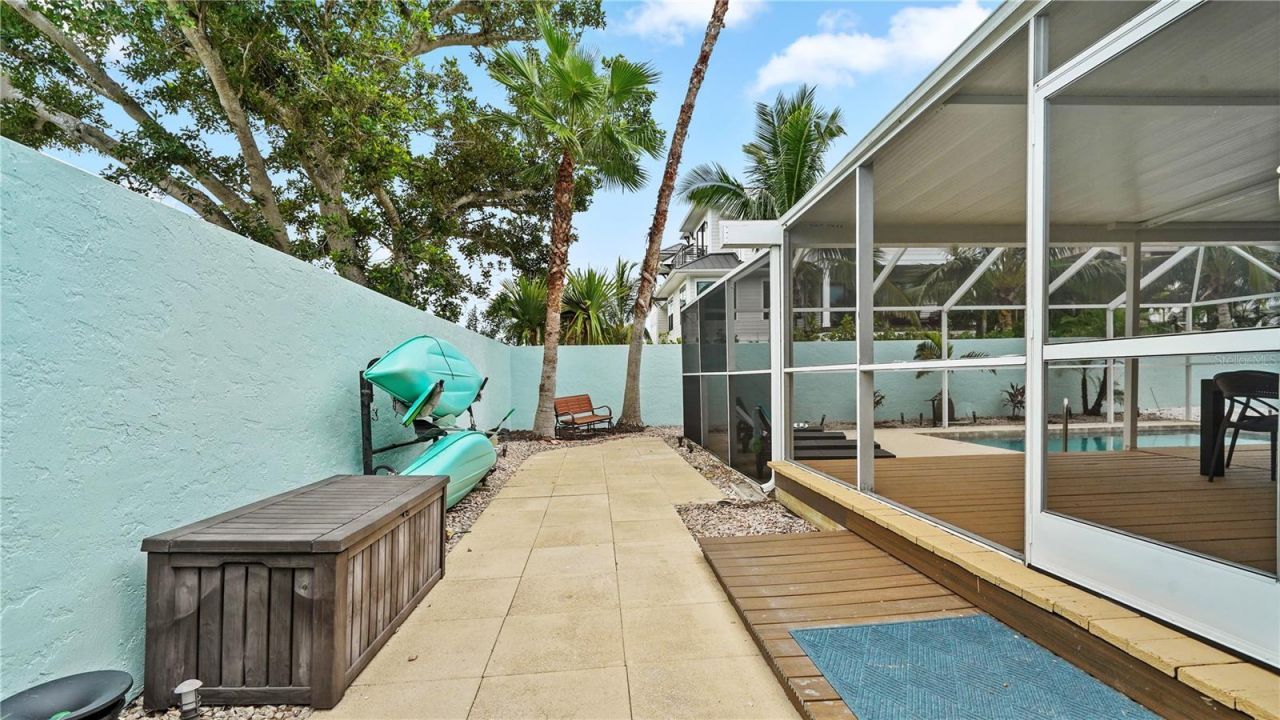 160 Harrison Drive, Unit 7, Sarasota, FL 34236 Photo