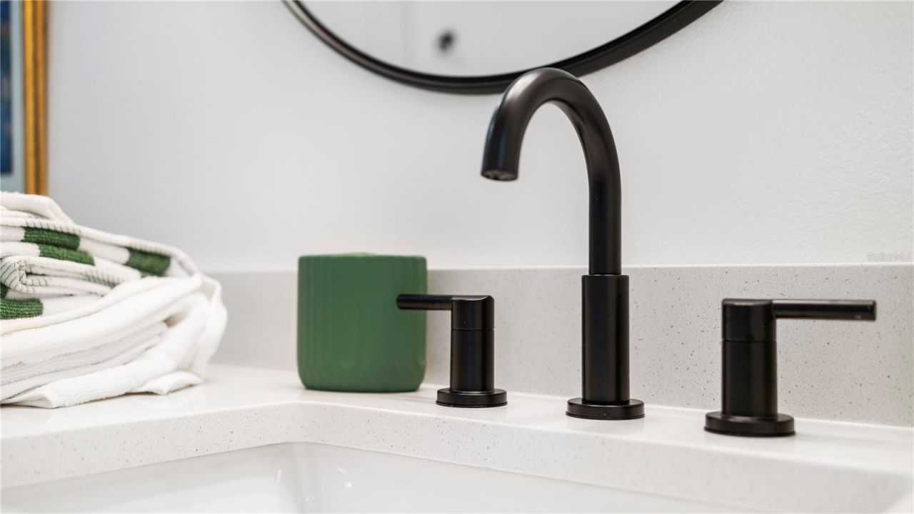 160 Harrison Drive, Unit 7, Sarasota, FL 34236 Photo