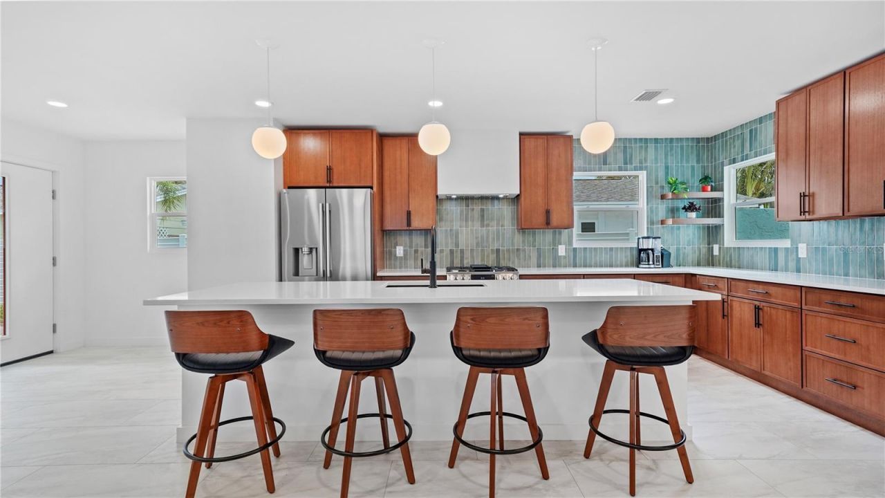 160 Harrison Drive, Unit 7, Sarasota, FL 34236 Photo