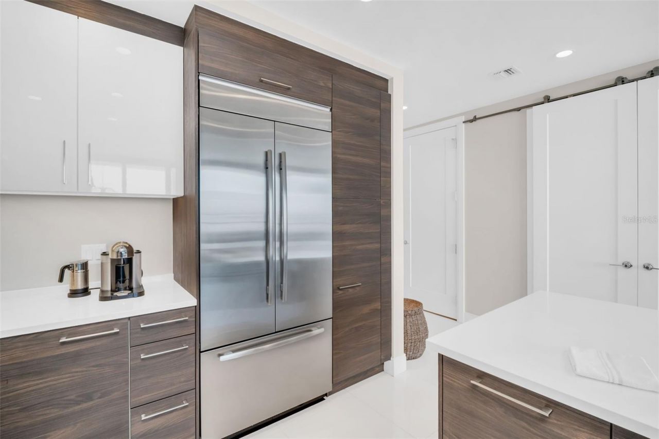 100 1st Avenue N, Unit 1706, Saint Petersburg, FL 33701 Photo