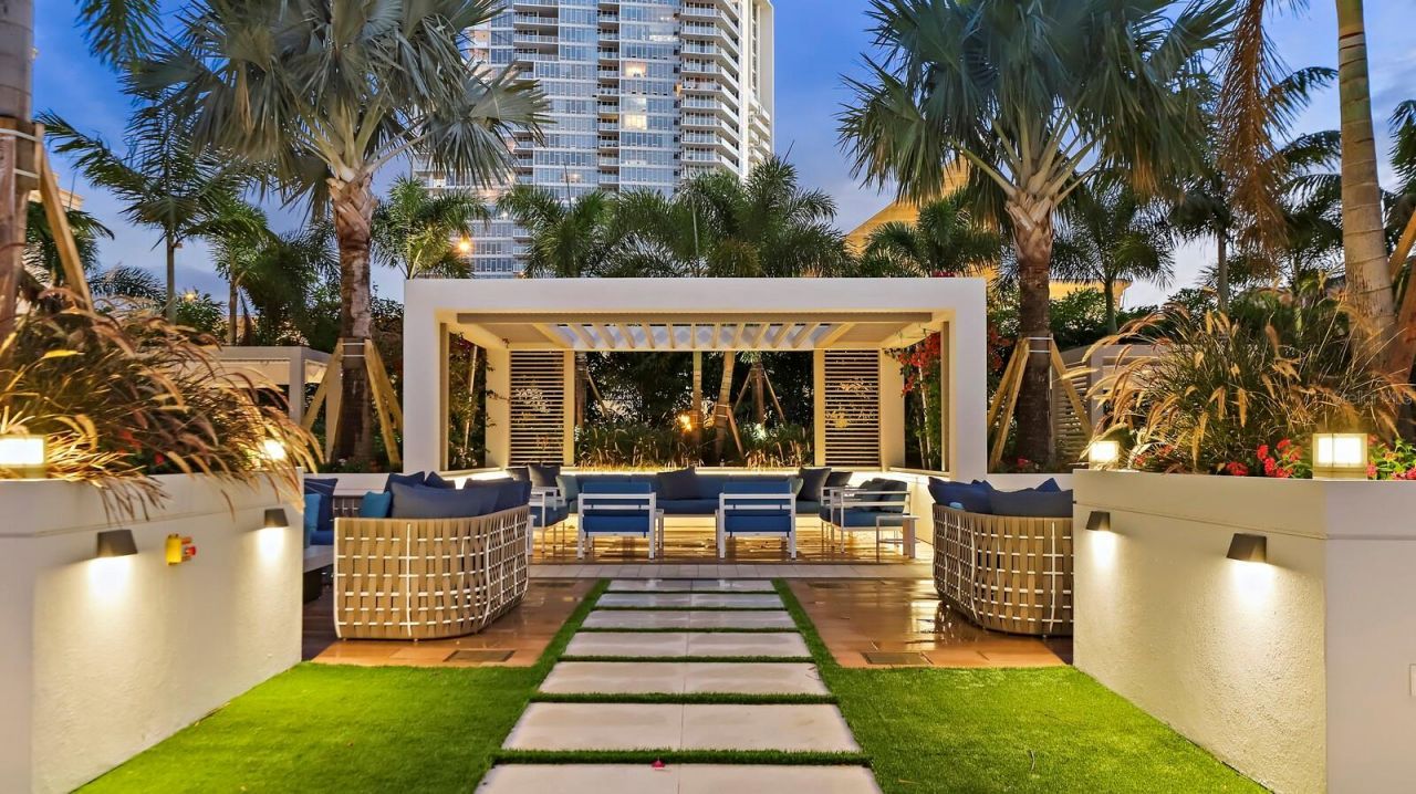 100 1st Avenue N, Unit 1706, Saint Petersburg, FL 33701 Photo