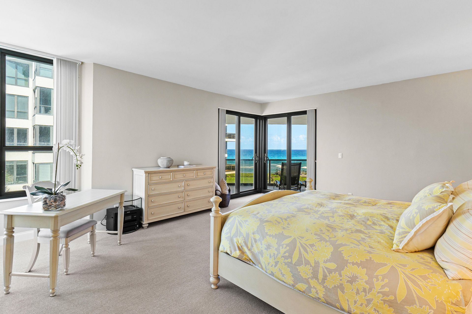 3120 S Ocean Boulevard, Unit 2402, Palm Beach, FL 33480 Photo