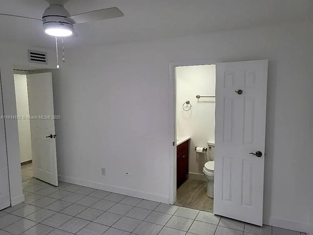 10851 SW 2nd St, Unit K106, Sweetwater, FL 33174 Photo