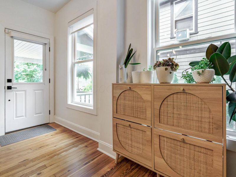 432 E Kossuth Street, Columbus, OH 43206 Photo 3