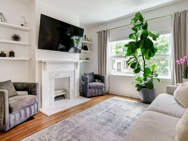 432 E Kossuth Street, Columbus, OH 43206 Photo 4