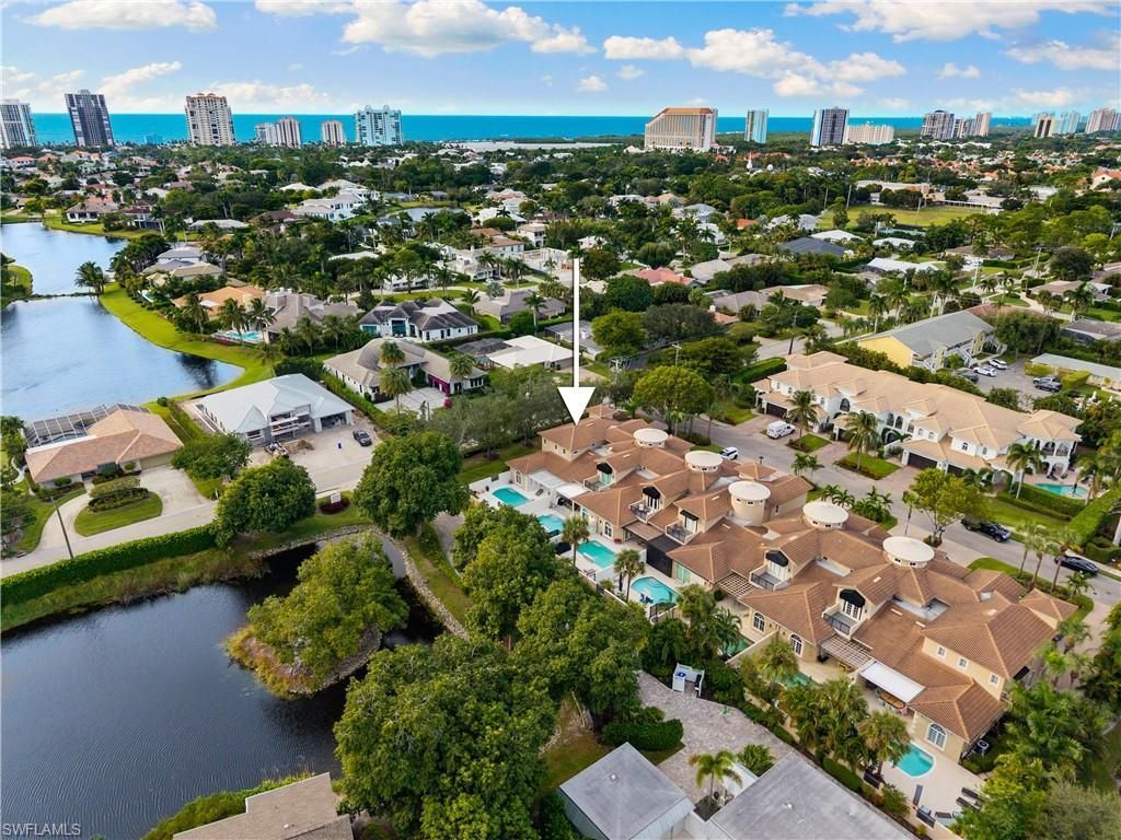 4840 W Boulevard Ct, Naples, FL 34103 Photo