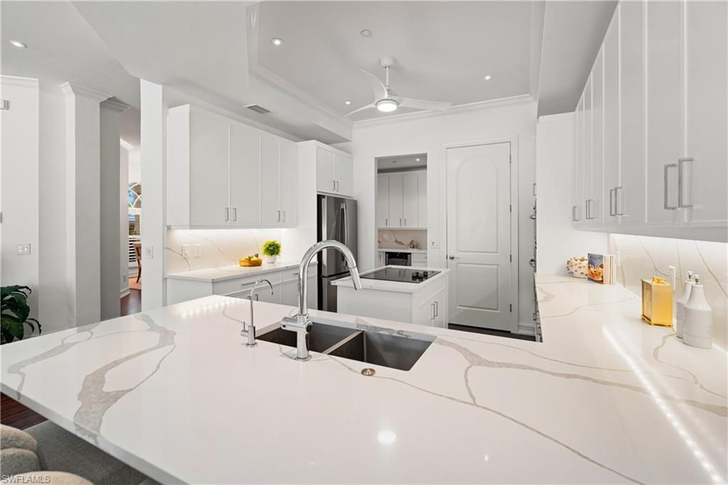 4840 W Boulevard Ct, Naples, FL 34103 Photo