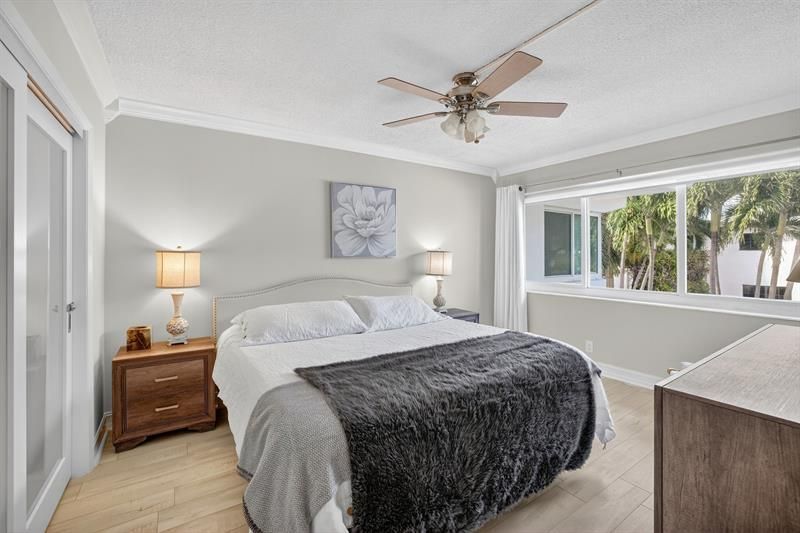 223 Marine Court, Unit 207, Lauderdale by the Sea, FL 33308 Photo