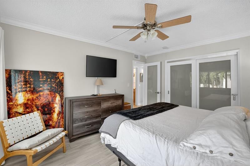 223 Marine Court, Unit 207, Lauderdale by the Sea, FL 33308 Photo