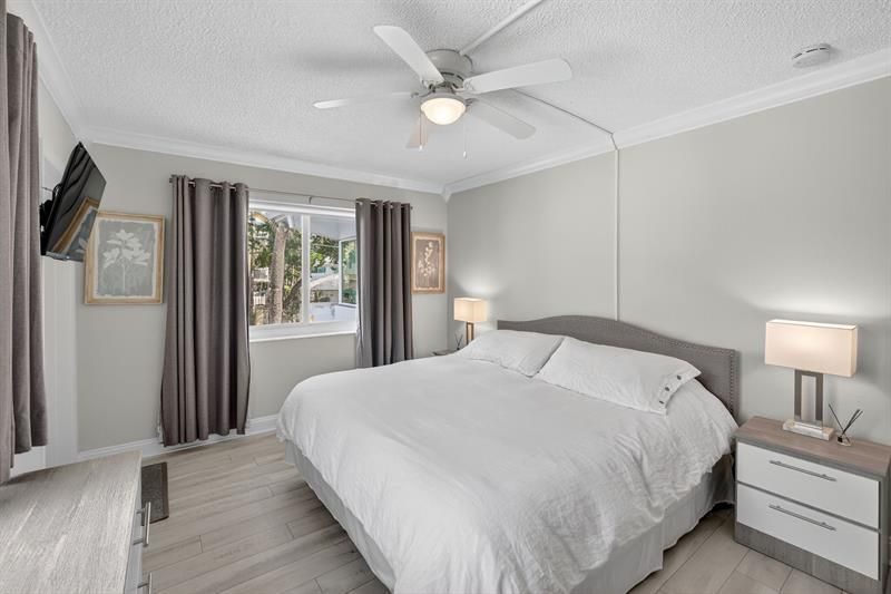 223 Marine Court, Unit 207, Lauderdale by the Sea, FL 33308 Photo