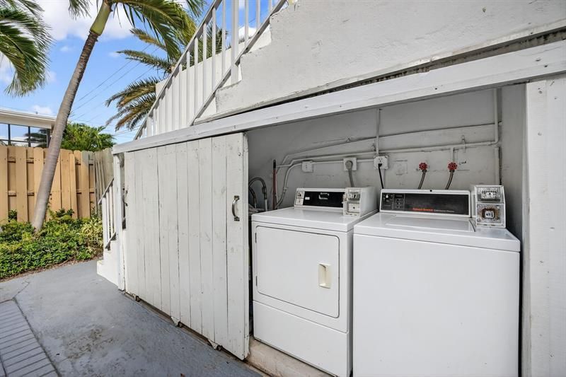 223 Marine Court, Unit 207, Lauderdale by the Sea, FL 33308 Photo