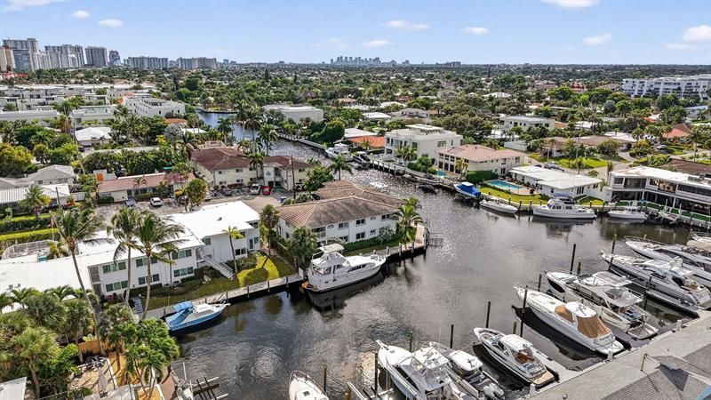 223 Marine Court, Unit 207, Lauderdale by the Sea, FL 33308 Photo