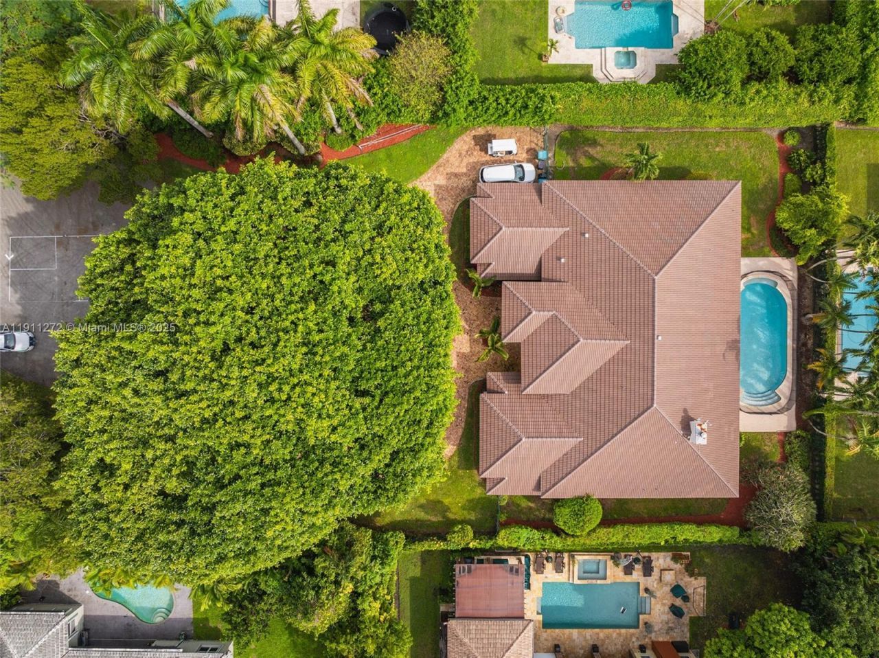 7250 SW 99th St, Pinecrest, FL 33156 Photo