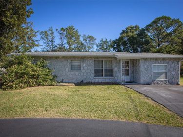 393 HILLTOP DRIVE, ORANGE PARK, FL 32073