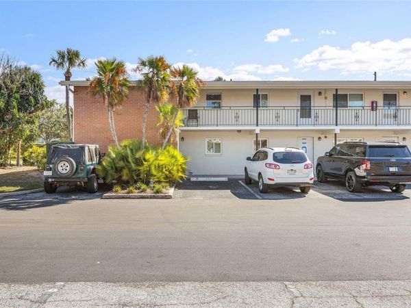 4580 OVERLOOK DRIVE NE, Unit 293, ST PETERSBURG, FL 33703