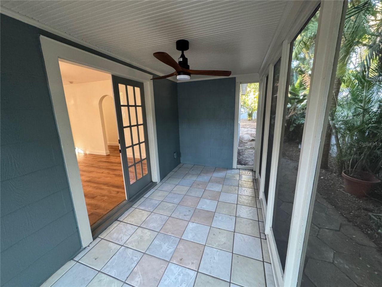 1119 Newton Avenue S, Saint Petersburg, FL 33705 Photo