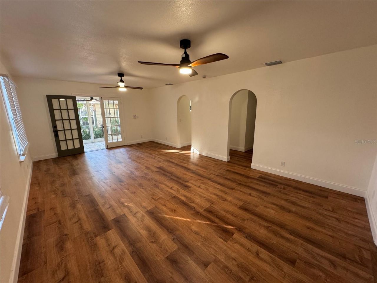 1119 Newton Avenue S, Saint Petersburg, FL 33705 Photo