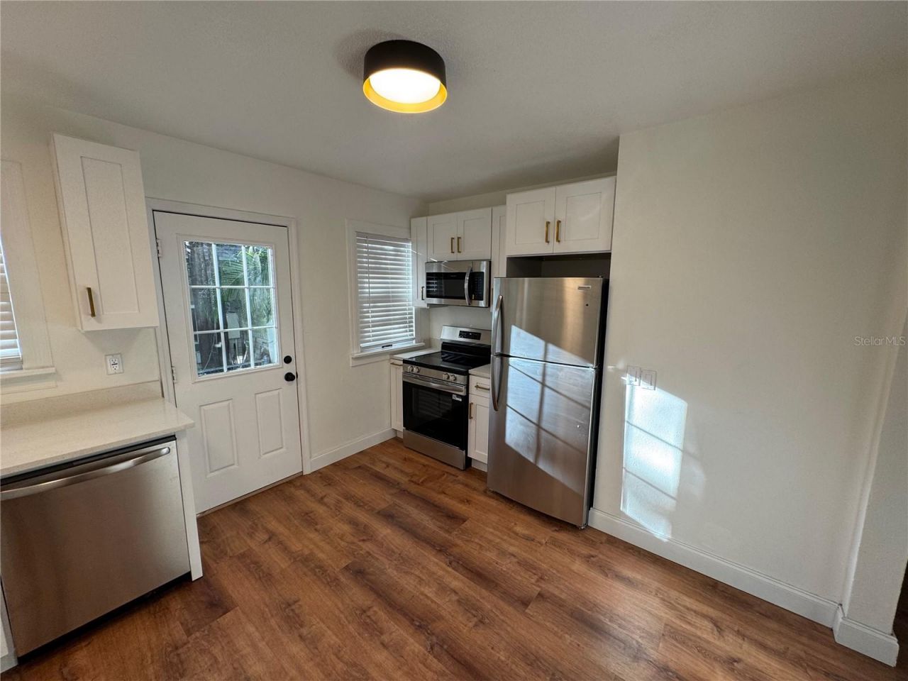 1119 Newton Avenue S, Saint Petersburg, FL 33705 Photo