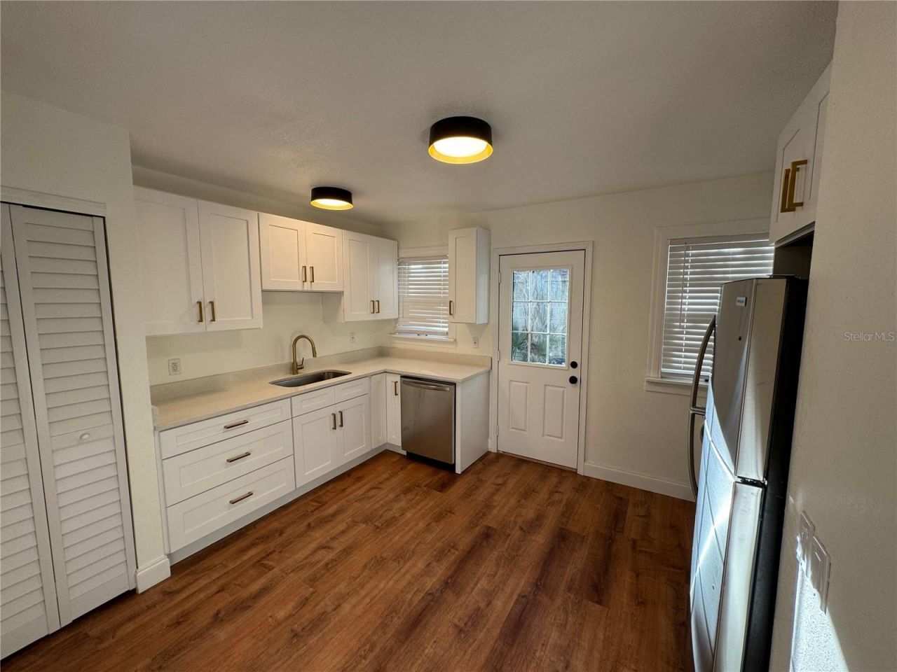 1119 Newton Avenue S, Saint Petersburg, FL 33705 Photo