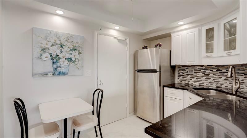 3333 NE 34th Street, Unit 811, Fort Lauderdale, FL 33308 Photo