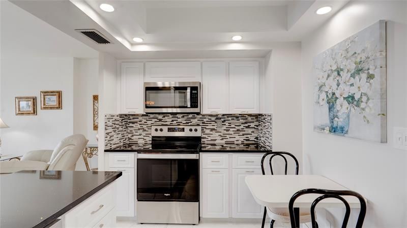 3333 NE 34th Street, Unit 811, Fort Lauderdale, FL 33308 Photo