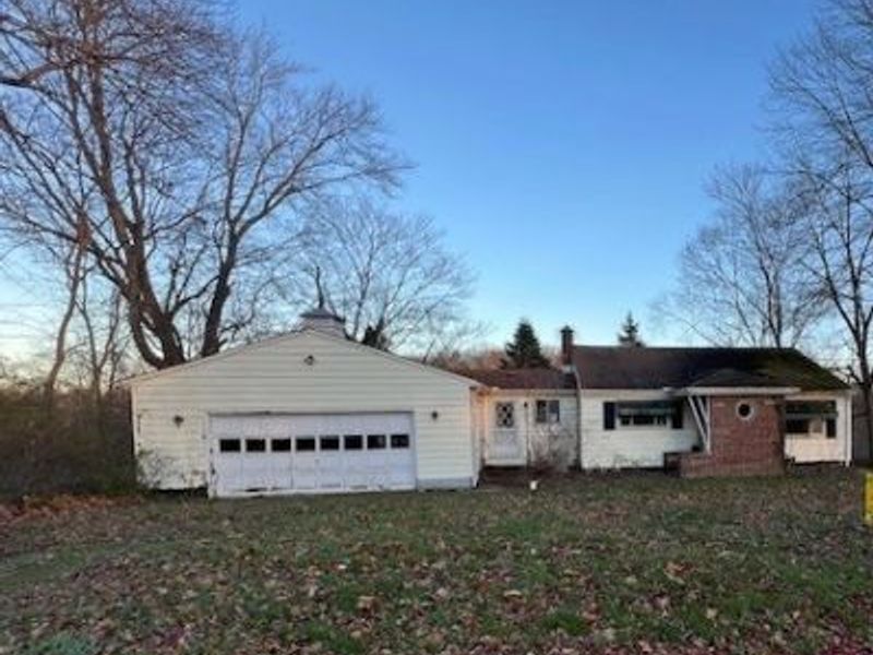 2667 Spade, Uniontown, OH 44685 Photo 1