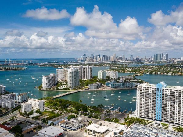 1800 Sunset Harbour Dr, Unit 715, Miami Beach, FL 33139