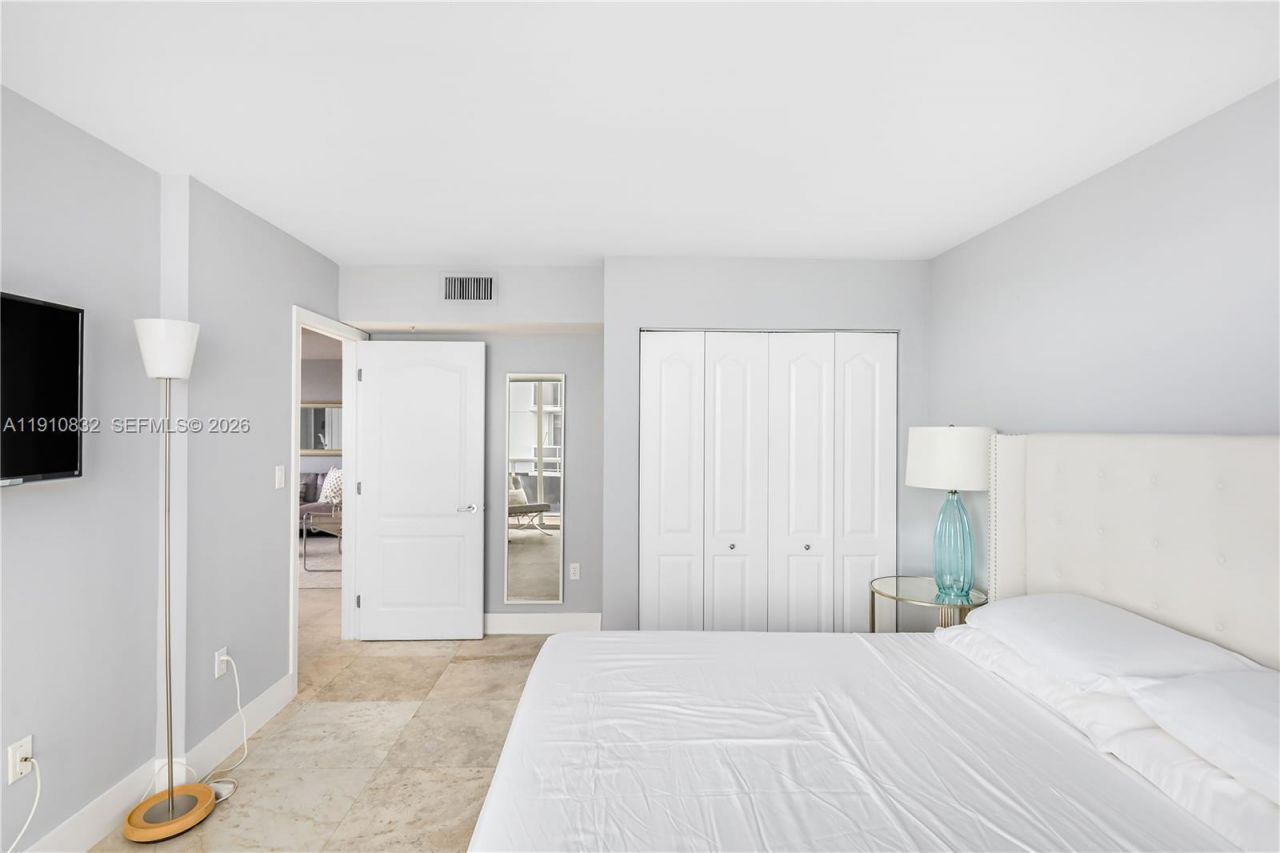 1800 Sunset Harbour Dr, Unit 715, Miami Beach, FL 33139 Photo