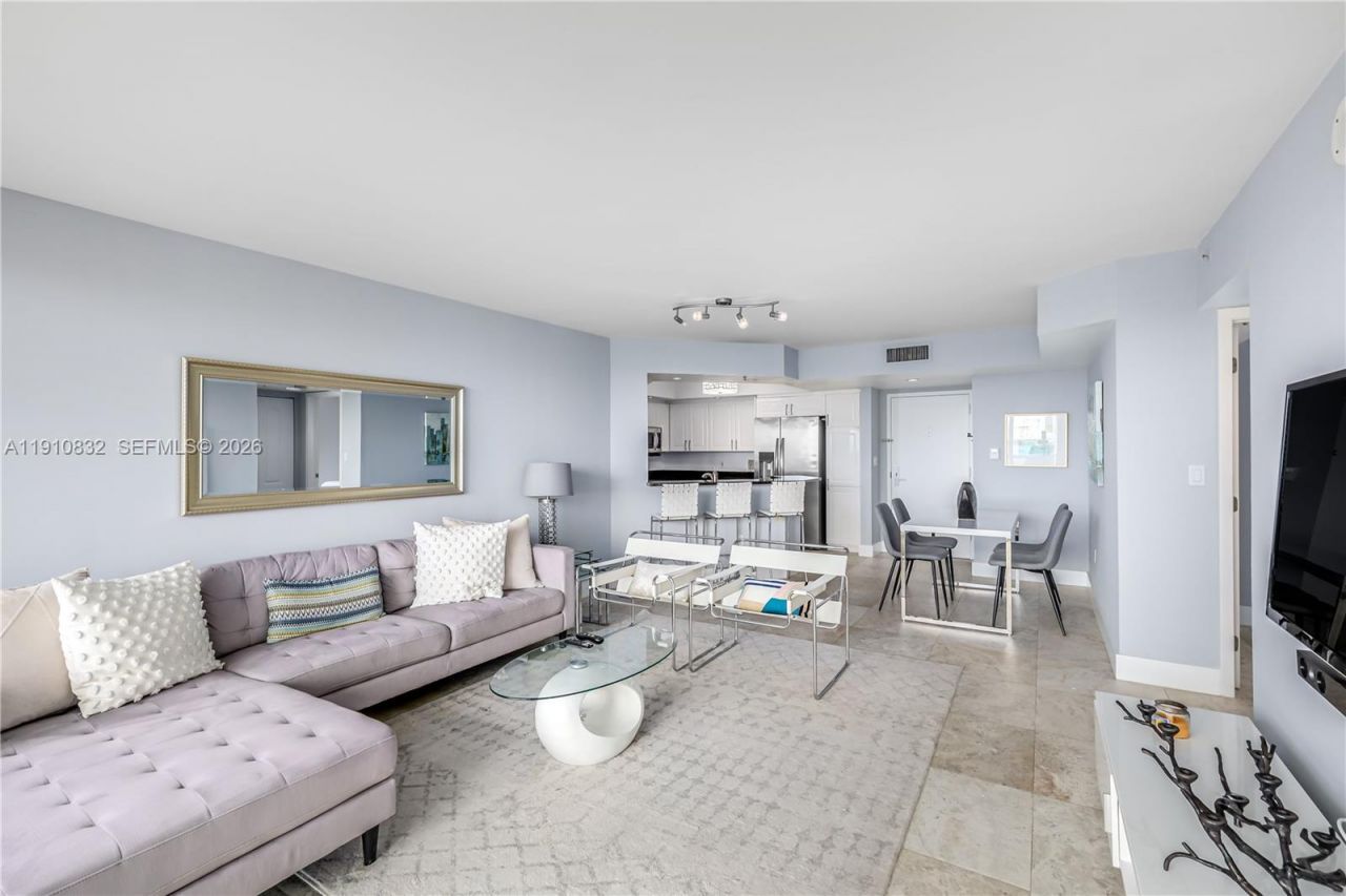 1800 Sunset Harbour Dr, Unit 715, Miami Beach, FL 33139 Photo