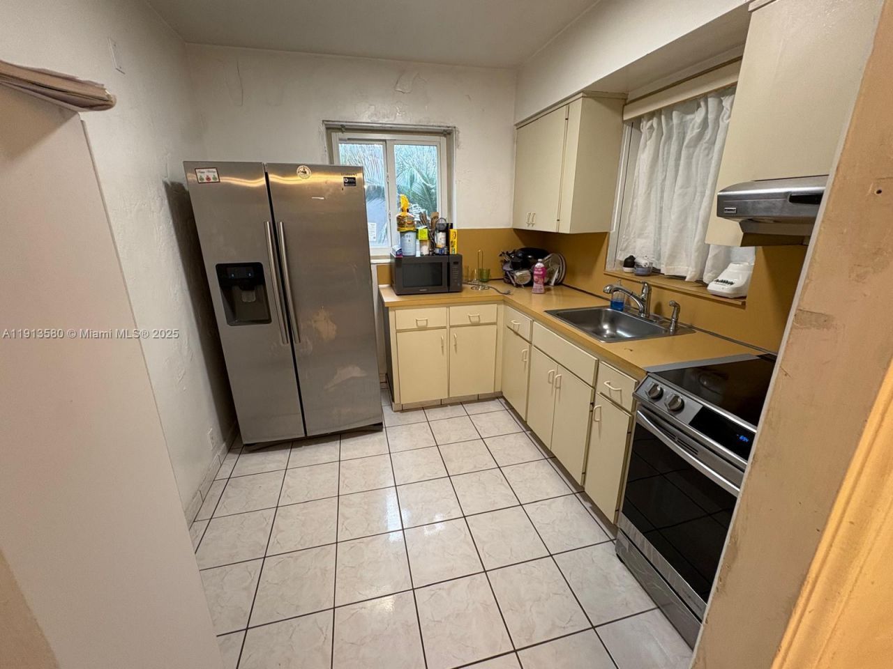 2255 SW 2nd Ter, Miami, FL 33135 Photo