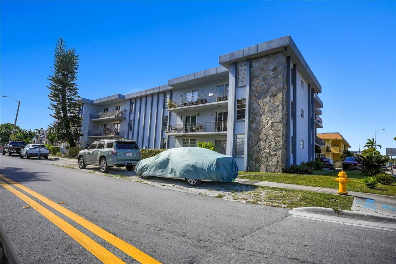 5100 W Flagler St, Unit 201, Miami, FL 33134 Photo