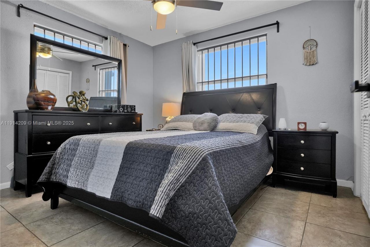 5100 W Flagler St, Unit 201, Miami, FL 33134 Photo