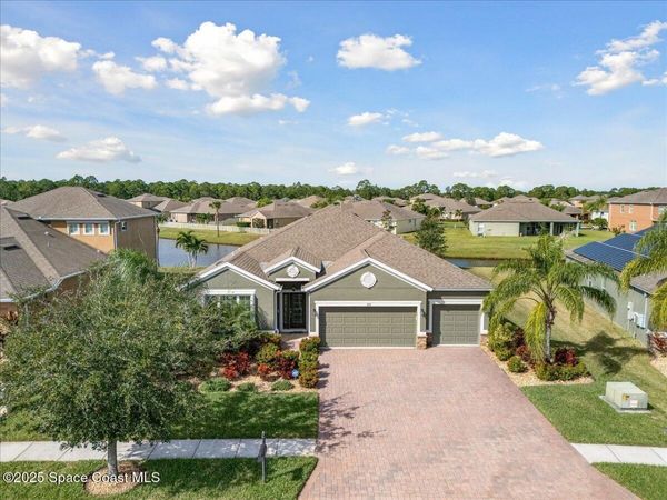 634 Easton Forest Circle SE, Palm Bay, FL 32909
