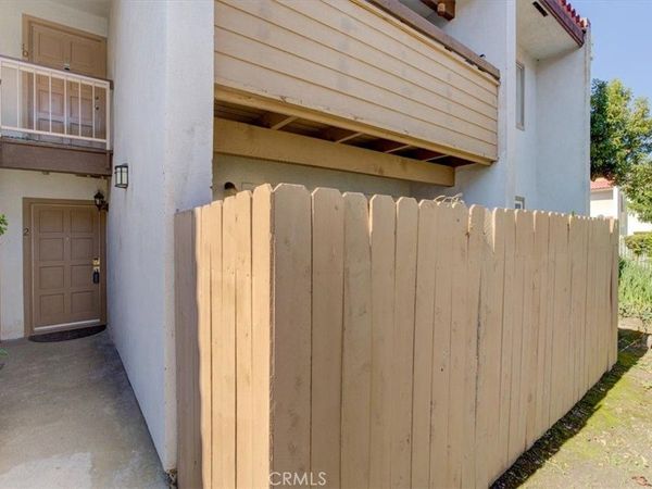 2521 W Sunflower, Unit H2, Santa Ana, CA 92704