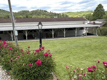 89 Station Street, Shinnston, WV 26431
