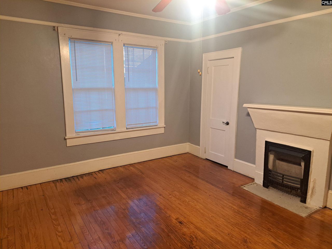 6715 Young Street Photo 8