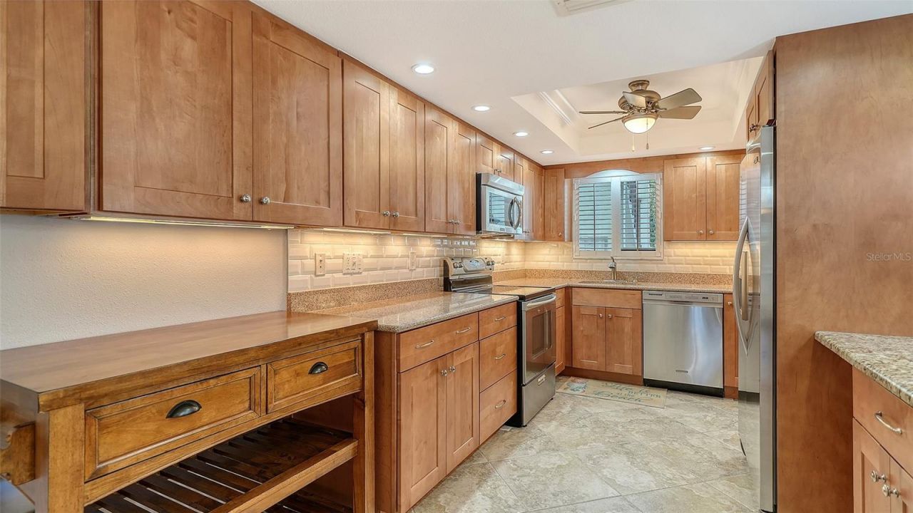 1701 Southwood Street, Unit 1701, Sarasota, FL 34231 Photo