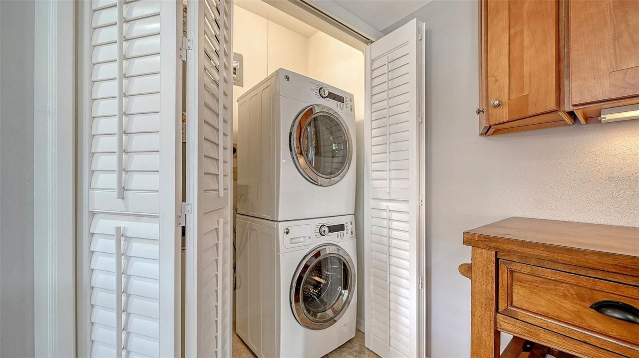1701 Southwood Street, Unit 1701, Sarasota, FL 34231 Photo